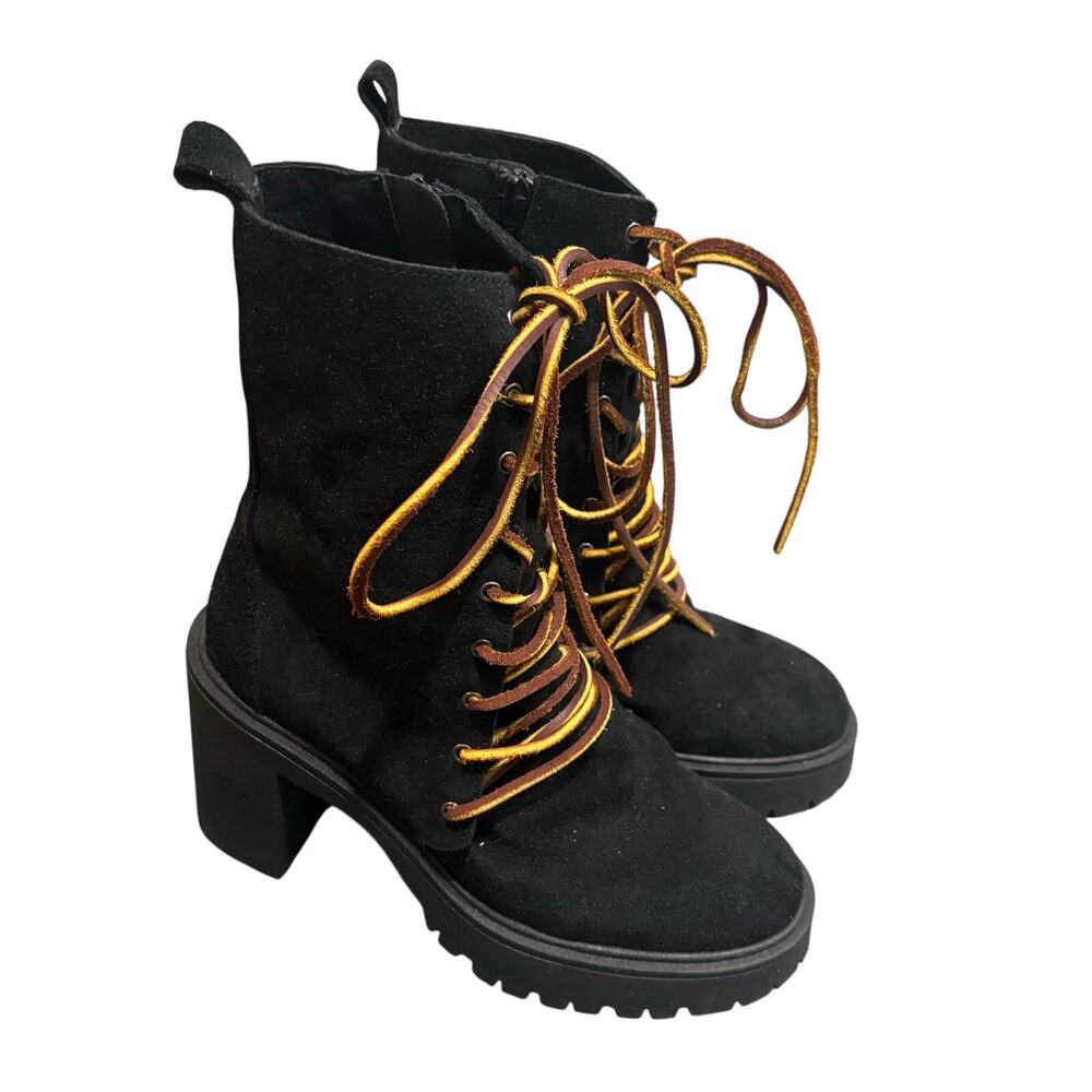 Free People Dylan Black Suede Chunky Heel Lace Up Boots - size 36 (US 6)